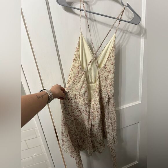 Lulu's Floral Print Jumpsuit - Picture 4 of 5